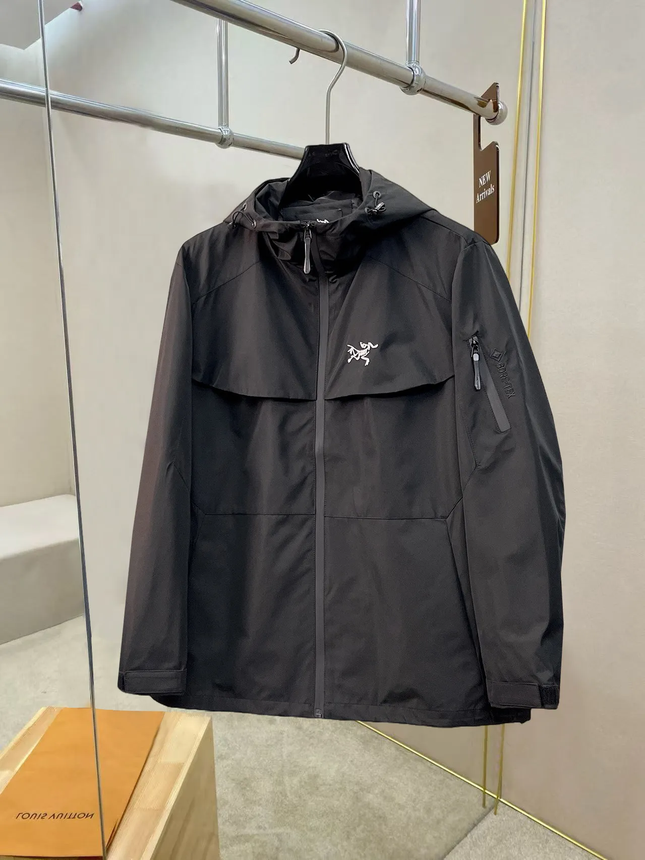 Same Style， ， 2026 New Arrival ， Original Premium Breathable ， ， ， Quality。 ， Sizes：M～3XL，